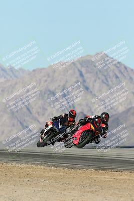 media/Dec-01-2025-Moto Forza (Mon) [[2daa91e15f]]/2-Intermediate Group/Session 4 Turn 9/
